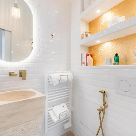 Charmant 2 Pieces Spacieux - Proche Champs Elysees - H285 Apartamento París