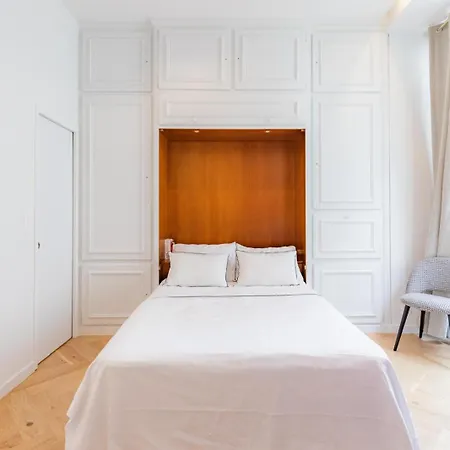 Charmant 2 Pieces Spacieux - Proche Champs Elysees - H285