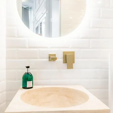 Charmant 2 Pieces Spacieux - Proche Champs Elysees - H285 Apartamento *