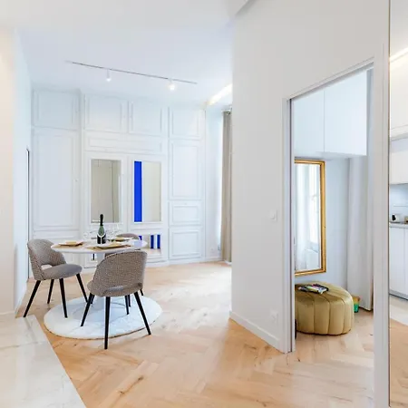 Charmant 2 Pieces Spacieux - Proche Champs Elysees - H285